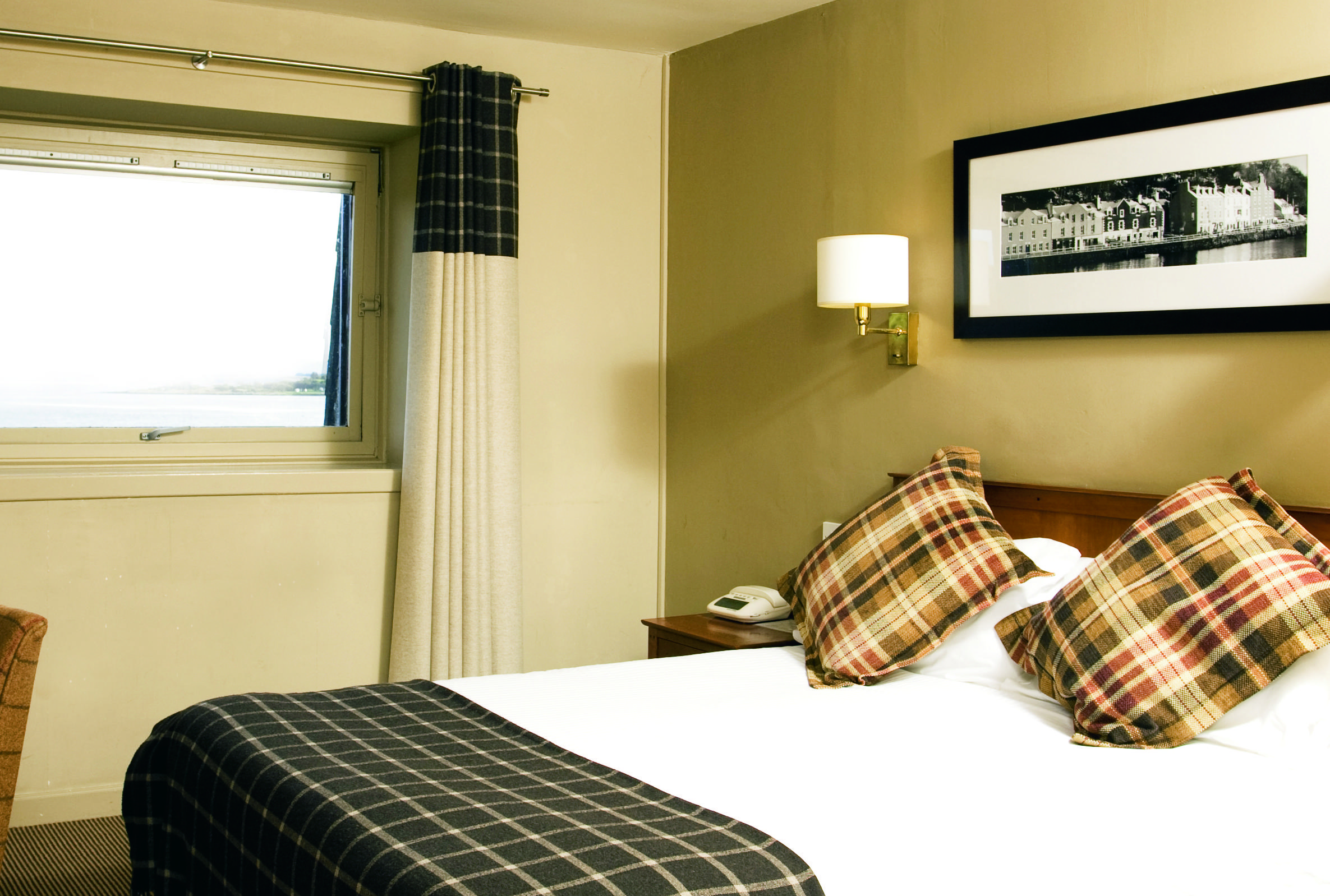 Isle Of Mull Hotel And Spa Крэгнур Экстерьер фото